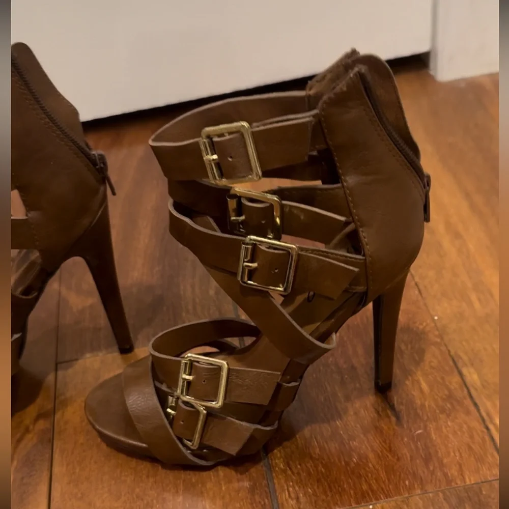 Mossimo - Picture 3 of 11